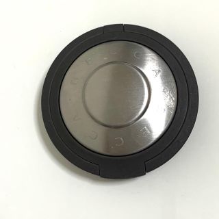 BECCA ルミナスブラッシュ　カメリア(チーク)