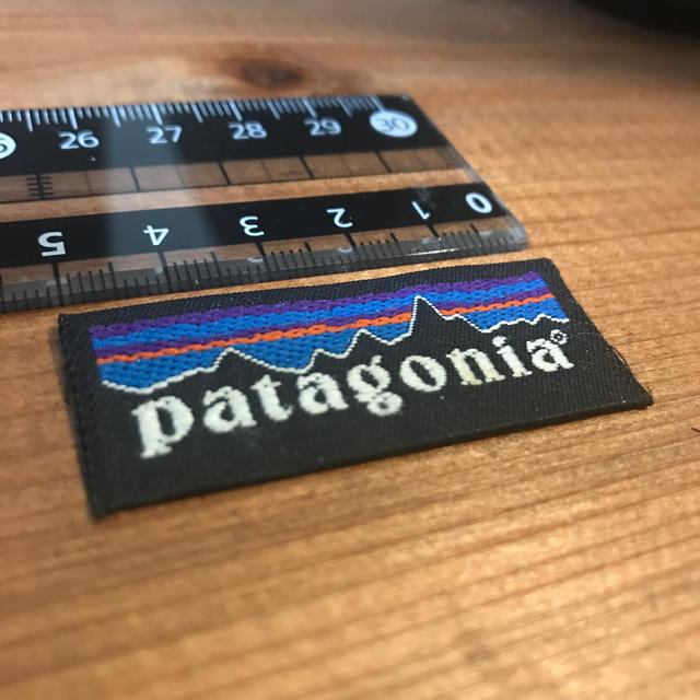 patagonia(パタゴニア)のPatagonia タグ　ワッペン　正規品 ハンドメイドの素材/材料(各種パーツ)の商品写真