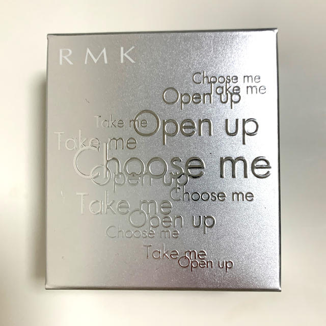 RMK(アールエムケー)のRMK プレストパウダー　01 コスメ/美容のベースメイク/化粧品(フェイスパウダー)の商品写真
