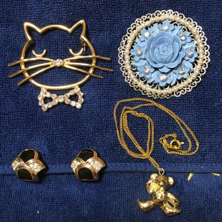 ニナリッチ(NINA RICCI)のNINA RICCIイヤリング含むアクセサリー4点セット(イヤリング)