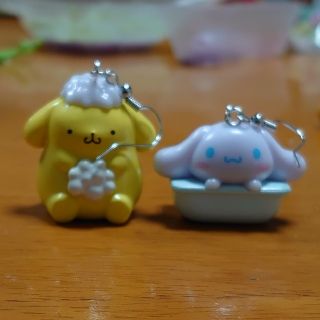 サンリオ(サンリオ)のポムポムプリン シナモン ピアス ハンドメイド びっくらたまご(ピアス)