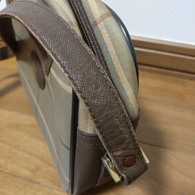 バーバリー ショルダーバッグ バーバリー ショルダーバッグ