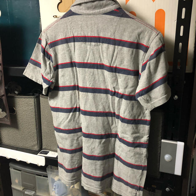 American Eagle(アメリカンイーグル)のアメリカンイーグル　ポロシャツ　サイズXS ボーダー　グレー メンズのトップス(ポロシャツ)の商品写真