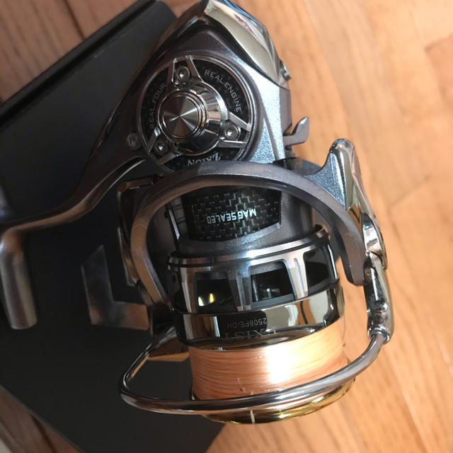 DAIWA(ダイワ)のブラックモンブラン様専用　12イグジスト2508PE-DH 美品 スポーツ/アウトドアのフィッシング(リール)の商品写真