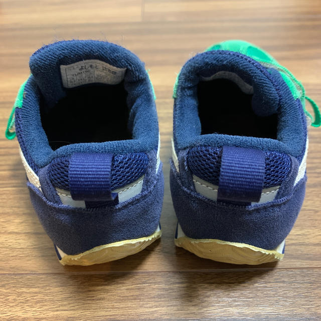 asics(アシックス)のキッズ　シューズ　靴　16.0㎝　asics キッズ/ベビー/マタニティのキッズ靴/シューズ(15cm~)(スニーカー)の商品写真