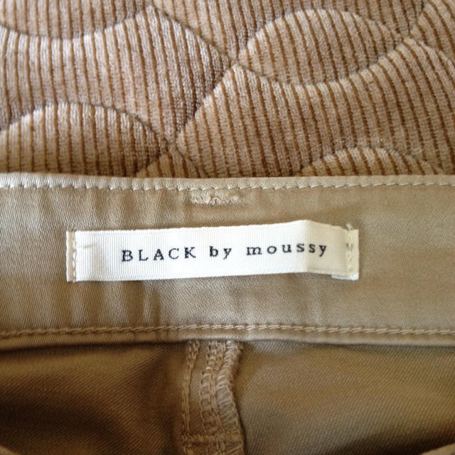 BLACK by moussy(ブラックバイマウジー)のBlackby moussy スキニー レディースのパンツ(チノパン)の商品写真