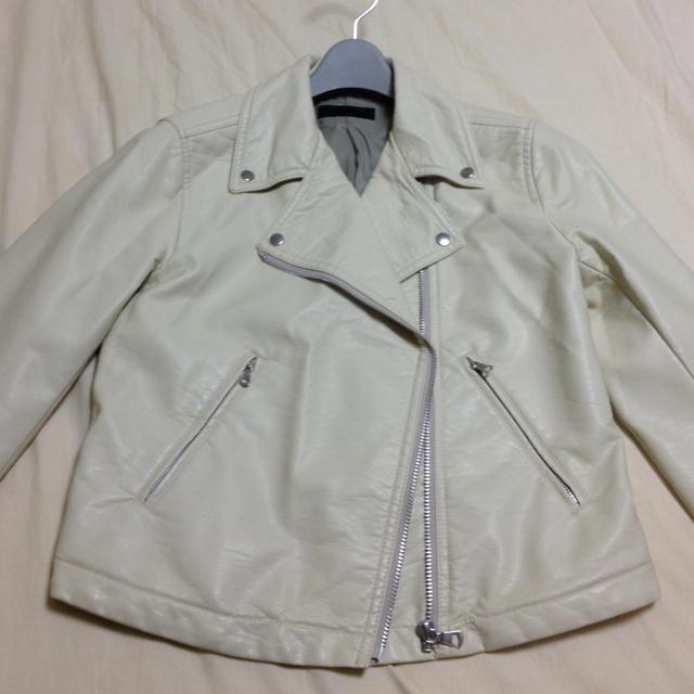 UNIQLO(ユニクロ)の値下げしました☆ライダースジャケット レディースのジャケット/アウター(ライダースジャケット)の商品写真