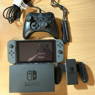 ニンテンドースイッチ(Nintendo Switch)のSwitch 任天堂スイッチ 本体 ニンテンドウ(家庭用ゲーム機本体)