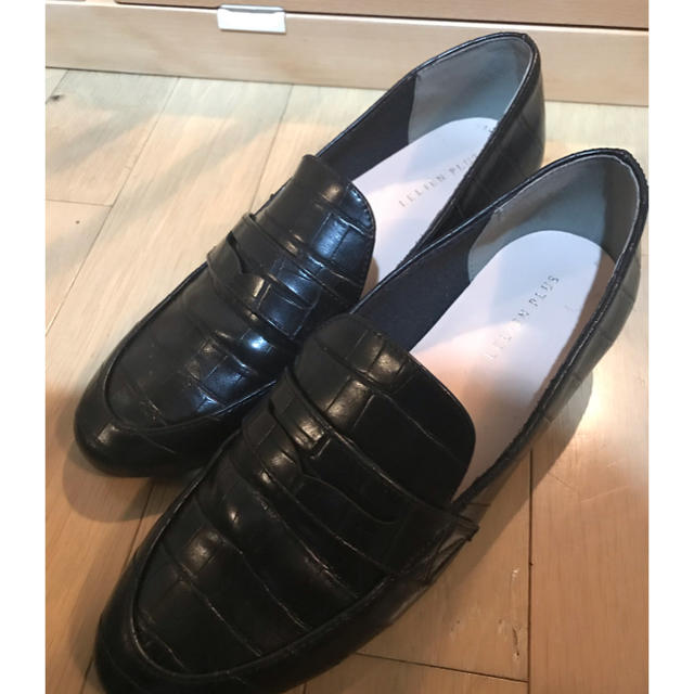 AmiAmi(アミアミ)の一度着用　amiami レインシューズ　ローファー　ブラック　クロコ　　24 レディースの靴/シューズ(ローファー/革靴)の商品写真