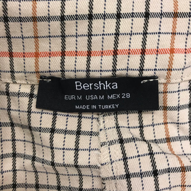 Bershka(ベルシュカ)のベルシュカ　秋色チェック　サロペットスカート レディースのパンツ(サロペット/オーバーオール)の商品写真