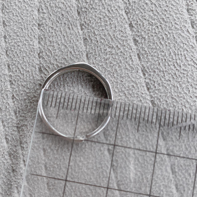 シルバーリング 指輪13号 内径17mm レディースのアクセサリー(リング(指輪))の商品写真