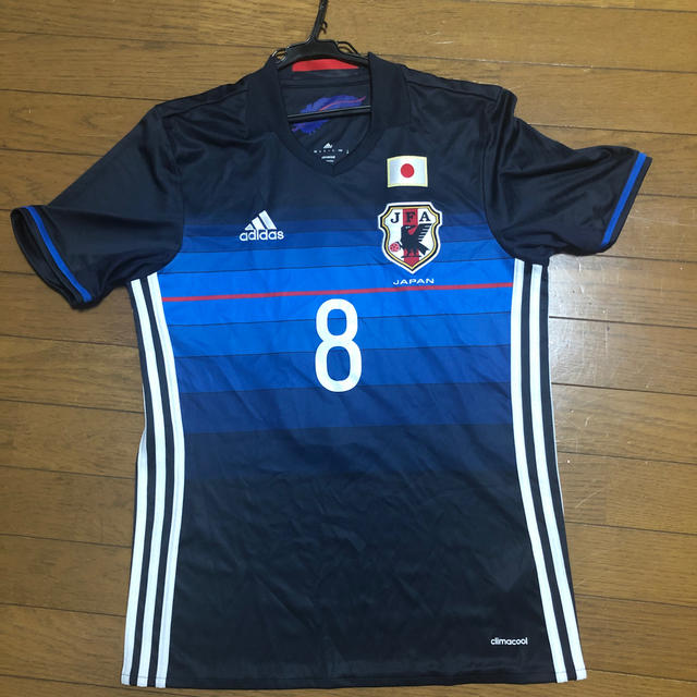 adidas(アディダス)のアディダス 日本代表 ユニフォーム　原口/8 Mサイズ スポーツ/アウトドアのサッカー/フットサル(応援グッズ)の商品写真