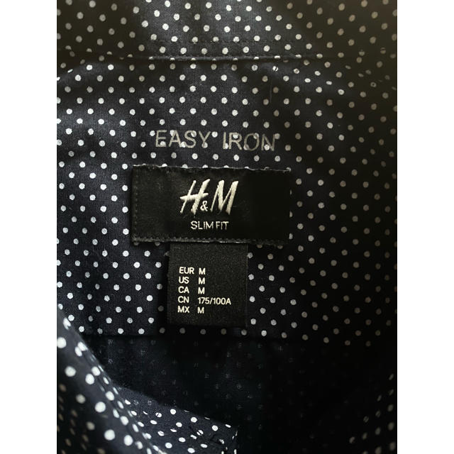 H&M(エイチアンドエム)のH＆M メンズ 長袖シャツ ドット 水玉  M メンズのトップス(シャツ)の商品写真