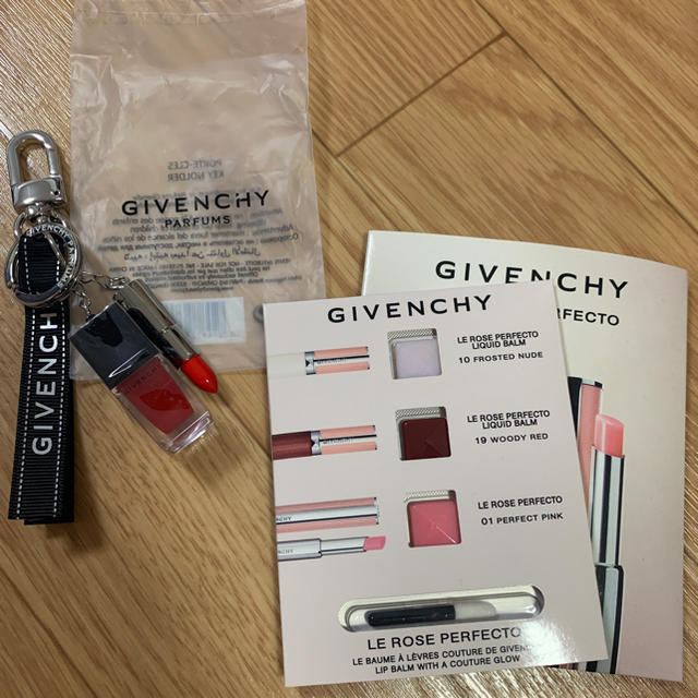 GIVENCHY(ジバンシィ)のジバンシー　キーホルダー レディースのファッション小物(キーホルダー)の商品写真