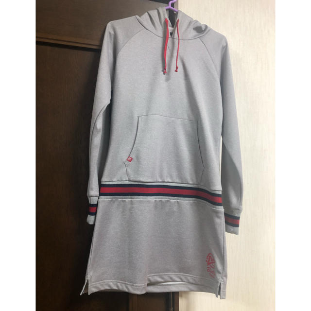 FILA(フィラ)の美品　FILA パーカーワンピース　M フィラ　長袖 レディースのワンピース(ひざ丈ワンピース)の商品写真