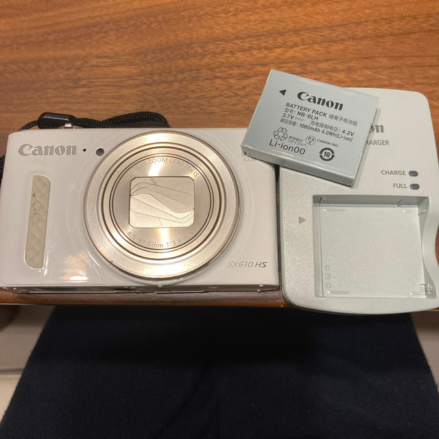 Canon(キヤノン)のジャンク品　canon デジカメ　sx610HS スマホ/家電/カメラのカメラ(コンパクトデジタルカメラ)の商品写真