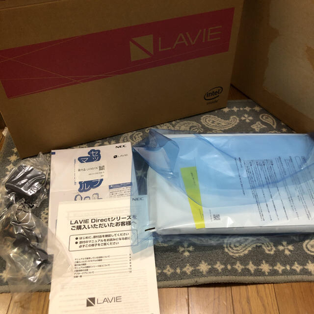 NEC(エヌイーシー)のNECノートパソコンLAVIE Direct NS (カームホワイト) スマホ/家電/カメラのPC/タブレット(ノートPC)の商品写真