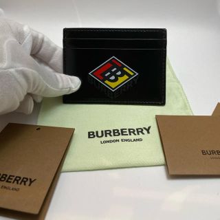 バーバリー(BURBERRY)の★新品★バーバリー  8021767 BLACK ロゴグラフィック カードケース(名刺入れ/定期入れ)