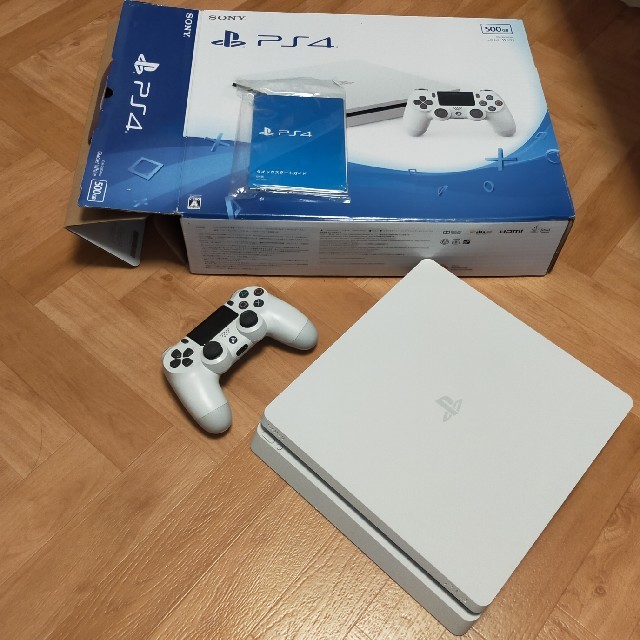 SONY PlayStation4 本体 グレイシャーホワイト