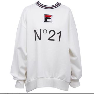 ヌメロヴェントゥーノ(N°21)のN゜21 X FILA コラボ  プルオーバー(トレーナー/スウェット)