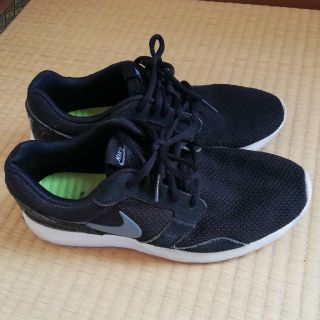 ナイキ(NIKE)の★NIKE★ナイキ★スニーカー★ランニングシューズ★ブラック★26cm★(スニーカー)