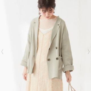 ナチュラルクチュール(natural couture)の新品　natural couture 総針編みダブルブレストジャケット⭐(テーラードジャケット)