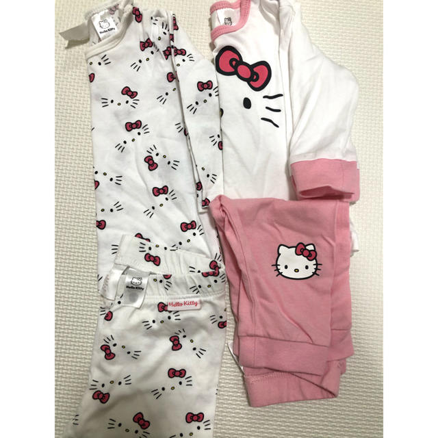 H&M(エイチアンドエム)の子供服　ハローキティ　セット キッズ/ベビー/マタニティのベビー服(~85cm)(パジャマ)の商品写真