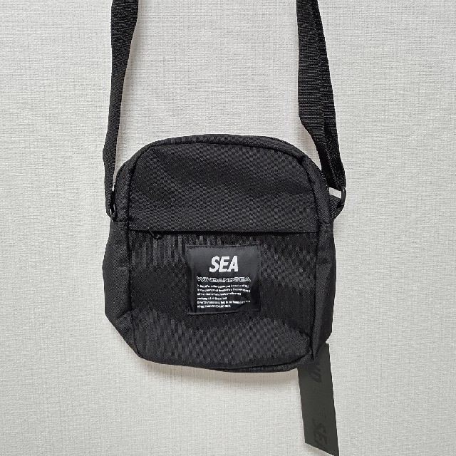 SEA(シー)の【新品未使用】WIND AND SEA ショルダーバッグ黒 メンズのバッグ(ショルダーバッグ)の商品写真