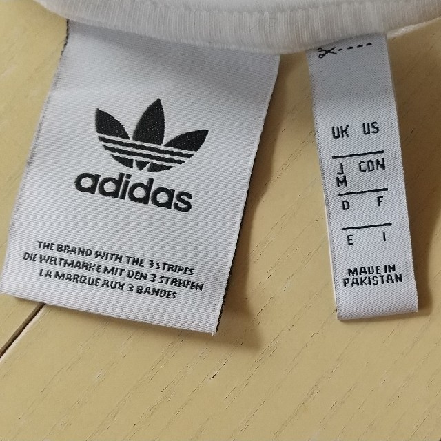 adidas(アディダス)のアディダス　ロンＴ　Ｍサイズ メンズのトップス(Tシャツ/カットソー(七分/長袖))の商品写真