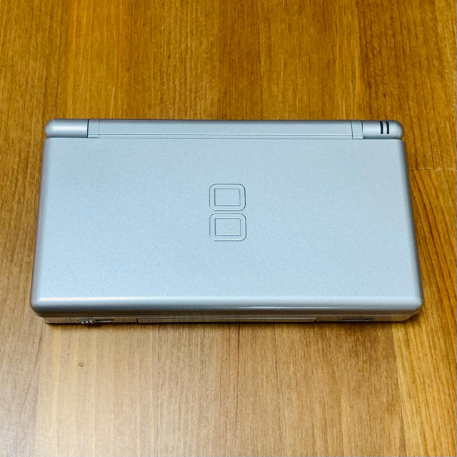 ニンテンドーDS(ニンテンドーDS)の[Nintendo] DS lite (silver) + ぷよぷよカセット エンタメ/ホビーのゲームソフト/ゲーム機本体(携帯用ゲーム機本体)の商品写真