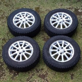 グッドイヤー(Goodyear)の【中古】アルミホイール+スタッドレスタイヤ185/70R14 4本セット(タイヤ・ホイールセット)