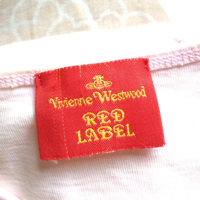 Vivienne Westwood(ヴィヴィアンウエストウッド)のヴィヴィアンTシャツ 専用 レディースのトップス(Tシャツ(半袖/袖なし))の商品写真