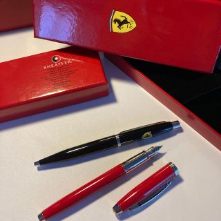 フェラーリ(Ferrari)のFerrari  万年筆（未使用品）とボールペン （中古品）(ペン/マーカー)