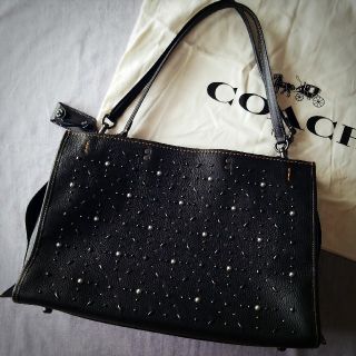 コーチ(COACH)のコーチ　トートバッグ　COACH　スタッズ(トートバッグ)