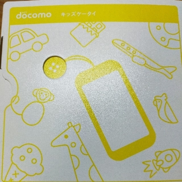 NTTdocomo(エヌティティドコモ)のdocomoキッズケータイ スマホ/家電/カメラのスマートフォン/携帯電話(携帯電話本体)の商品写真