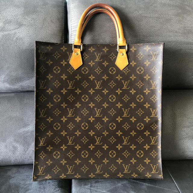 LOUIS VUITTON サックプラ