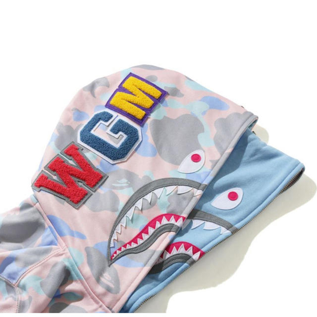 A BATHING APE(アベイシングエイプ)のA BATHING APE PASTEL MULTI CAMO パーカー レディースのトップス(パーカー)の商品写真