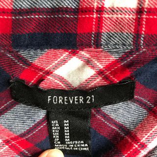 フォーエバートゥエンティーワン(FOREVER 21)のレディースチェックシャツ(シャツ/ブラウス(長袖/七分))