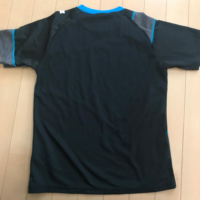 UMBRO(アンブロ)の160サイズ　umbro サッカーTシャツ スポーツ/アウトドアのサッカー/フットサル(ウェア)の商品写真