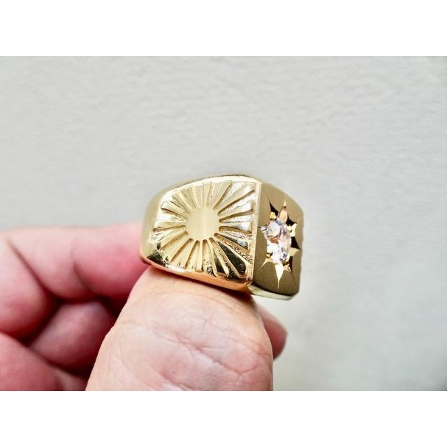 美しい 仁尾彫金『一つ星ジルコニア太陽のゴールド印台リング