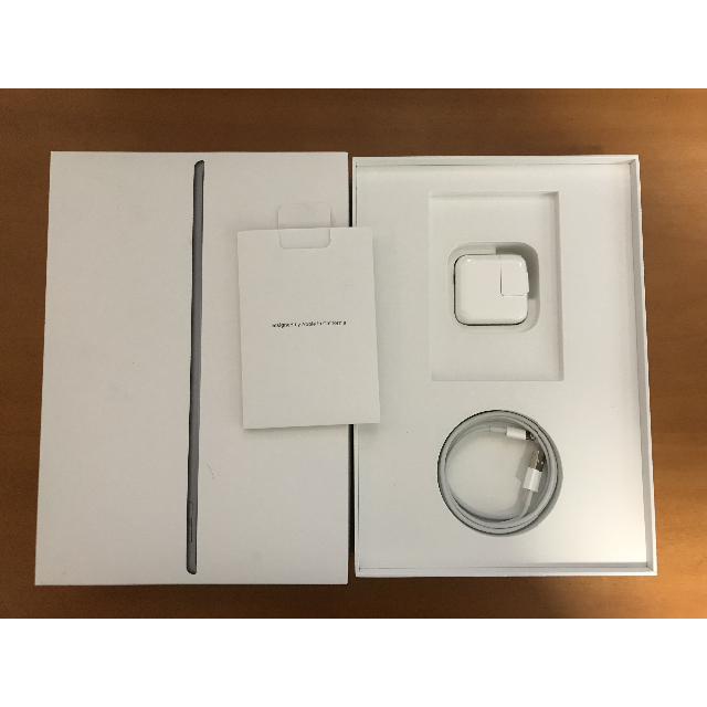 iPad Air 10.5インチ 第3世代 Wi-Fi 64GB 3