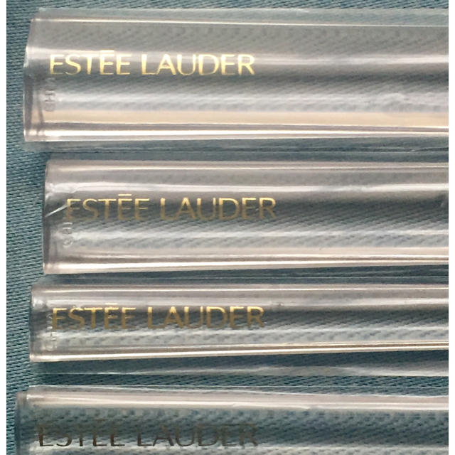 Estee Lauder(エスティローダー)のエスティーローダー Estée Lauder メイクブラシ4本セット コスメ/美容のメイク道具/ケアグッズ(ブラシ・チップ)の商品写真