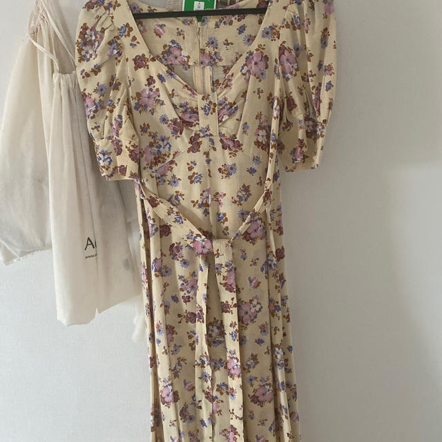 preloved♡花柄ワンピース