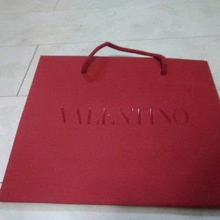 ヴァレンティノ(VALENTINO)の未使用ヴァレンティノ紙袋(ショップ袋)