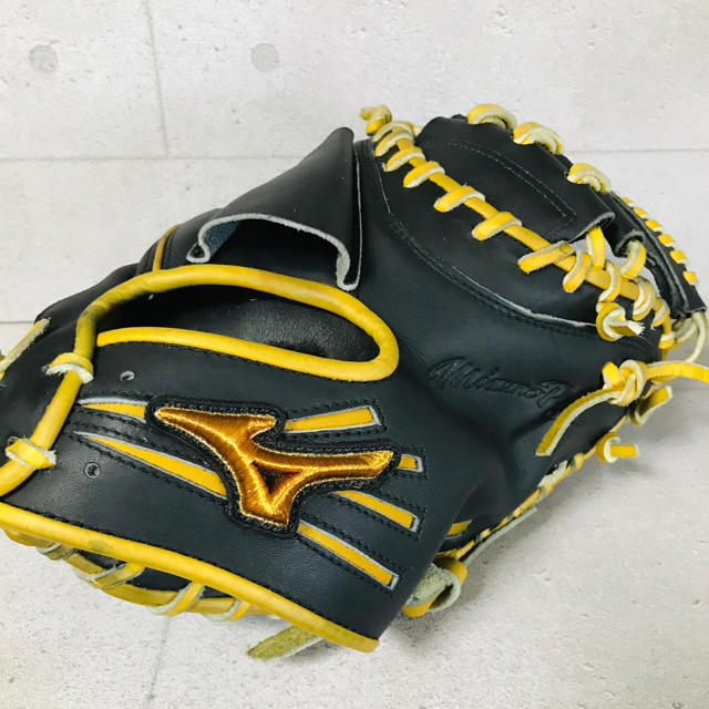 ミズノプロ軟式オーダーキャッチャーミット Mizuno pro Kクラブ限定ロゴの通販 by プロフ確認お願いします｜ラクマ