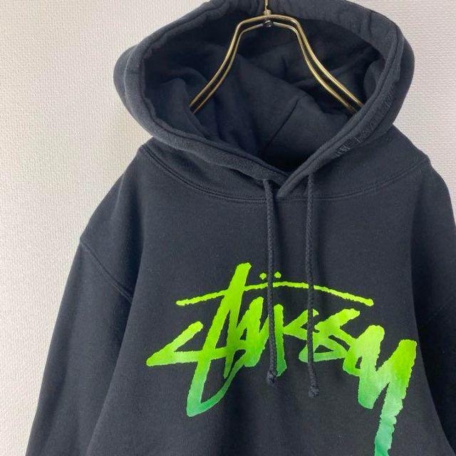 ステューシー STUSSY スウェット パーカー デカロゴ古着女子