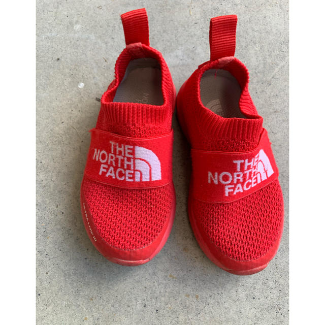 THE NORTH FACE(ザノースフェイス)の専用 キッズ/ベビー/マタニティのキッズ靴/シューズ(15cm~)(スニーカー)の商品写真