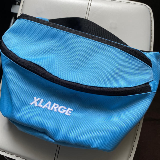 XLARGE(エクストララージ)のエクストララージ　ショルダーバッグ メンズのバッグ(ショルダーバッグ)の商品写真