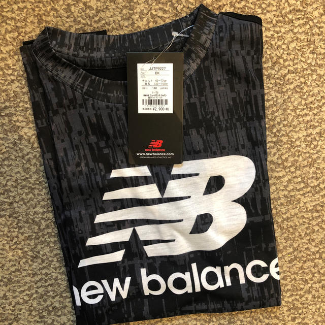 New Balance(ニューバランス)の【新品】ニューバランス tシャツ140 3点 キッズ/ベビー/マタニティのキッズ服男の子用(90cm~)(Tシャツ/カットソー)の商品写真