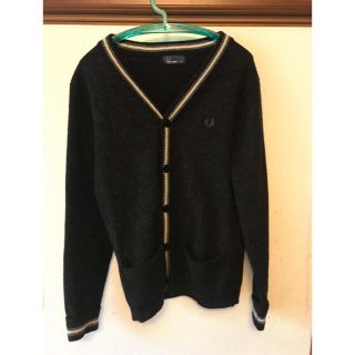 フレッドペリー(FRED PERRY)のカーディガン　FRED PERRY フレッドペリー　「値下げ」(カーディガン)